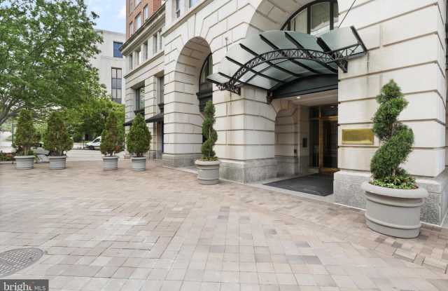 601 Pennsylvania Ave NW - 1#404 Gallery 2