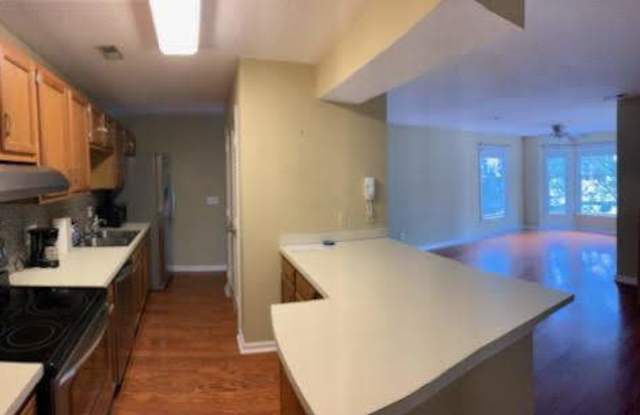 10242 Rose Meadow Ln # 3E Gallery 4