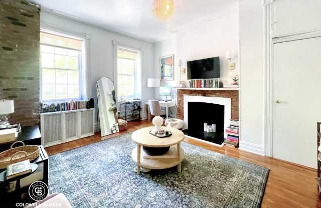 531 Hudson Street photos photos