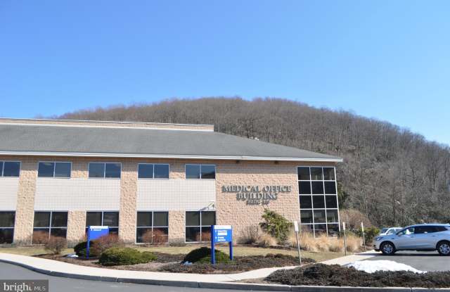 100 SCHUYLKILL MEDICAL PLAZA, SUITE 106-108 photos photos