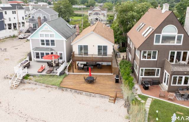 989 Fairfield Beach Road Gallery 2