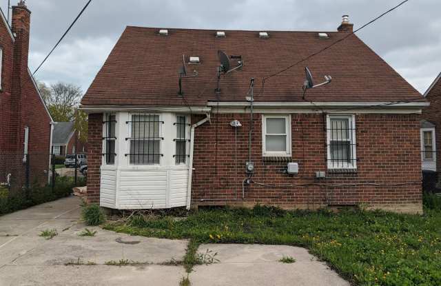 11101 Worden St Gallery 2