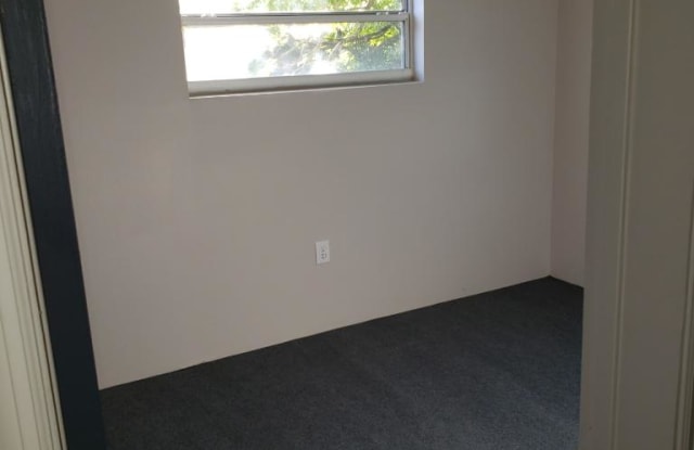 816 W South St - 2 Gallery 2