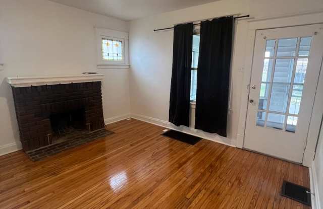 7001 CORBITT AVENUE | UNIVERSITY CITY 63130 photos photos