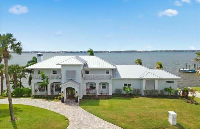2805 S Tropical Trail Gallery 4