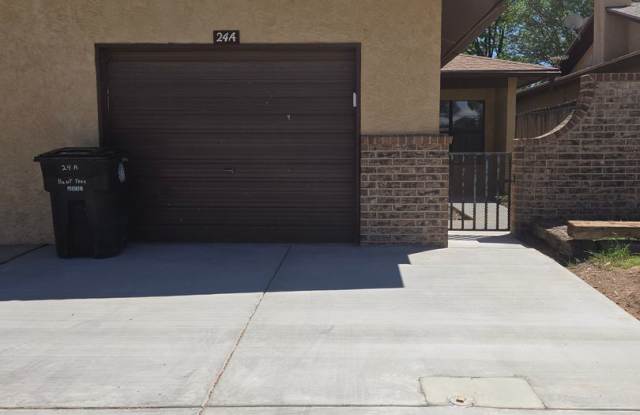 Cozy 2 Bedroom 2 Bath photos photos