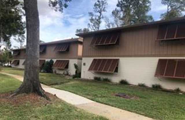 Cute 2 Bedroom / 2 Bath unit in Deltona's Edgewater Condominium Community! photos photos