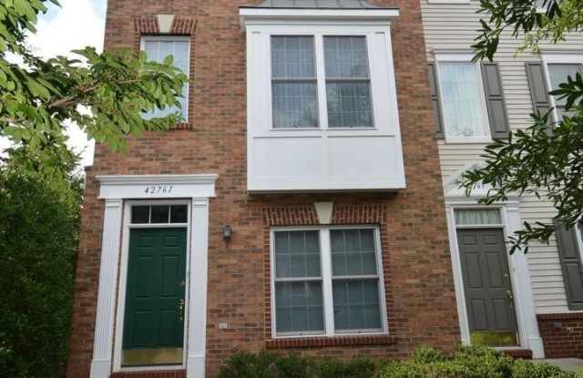 42761 HOLLINGSWORTH TER photos photos