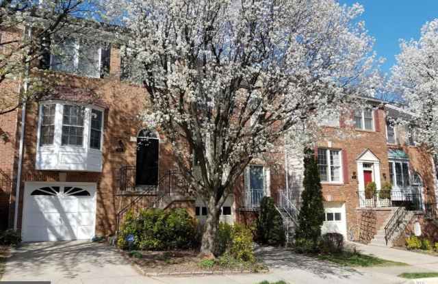 8008 RACHELLE PL - 8008 Rachelle Place, Tysons Corner, VA 22182