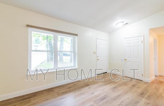 7821 Cloughy Circle Gallery 3