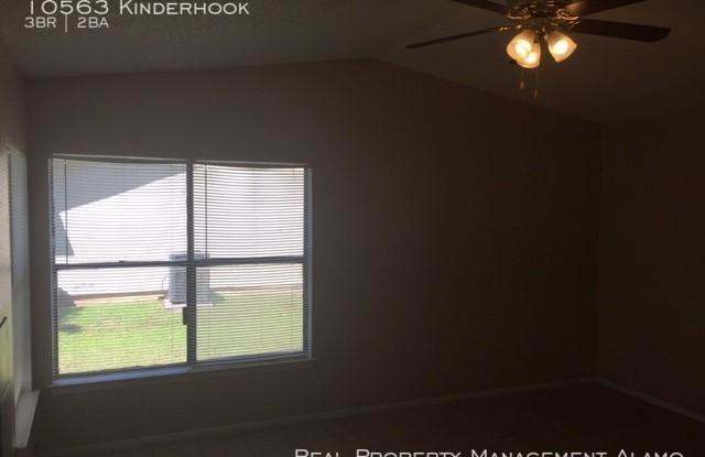 10563 Kinderhook Gallery 4