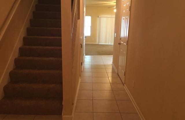 Iron-horse Townhouse photos photos