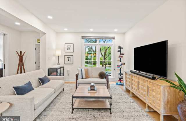 1405 BUENA VISTA Avenue Gallery 4