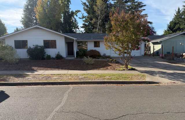 Nice East Medford Neighborhood! Gallery 1