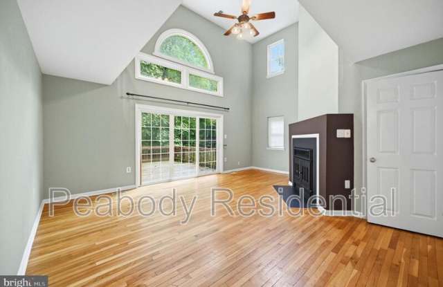 1649 Bennington Hollow Ln Gallery 3