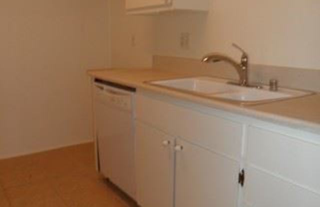 1280 Cabrillo Park Dr. #E Gallery 4
