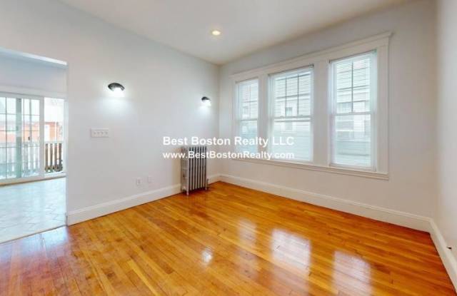 202 Baker St. photos photos