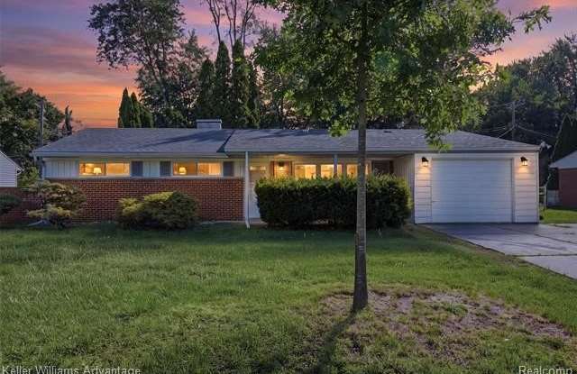 23748 E Le Bost Drive Gallery 1