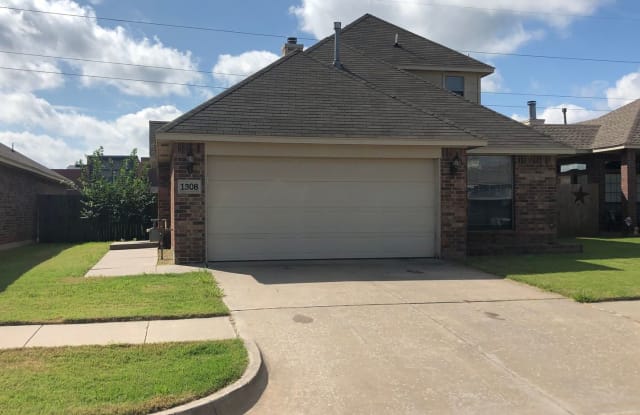 1308 SW 25th Street - 1308 Southwest 25th Circle, Moore, OK 73170