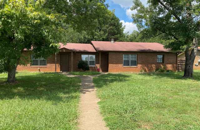 2 bed 1 bath duplex in Bogart! photos photos 2 bed 1 bath duplex in Bogart! photos photos