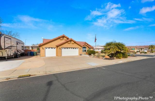 Beautiful Santa Clara Home! Pet Friendly and no HOA! photos photos