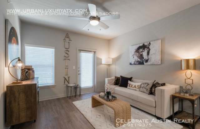 6520 Manchaca Gallery 4