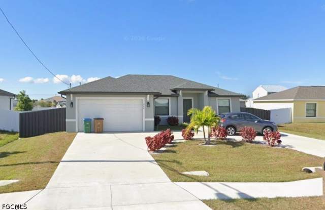 408 Chiquita Boulevard N photos photos