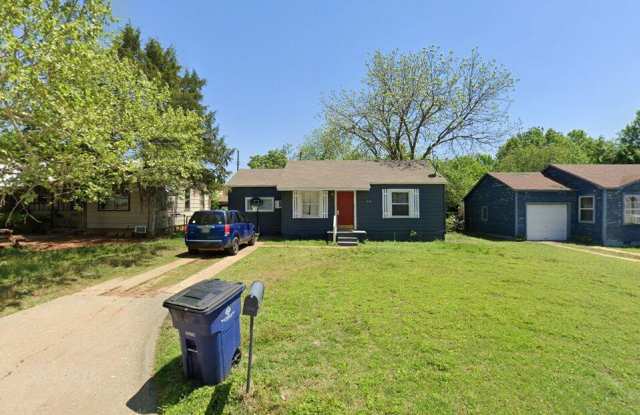 1010 N. C photos photos 1010 N. C photos photos