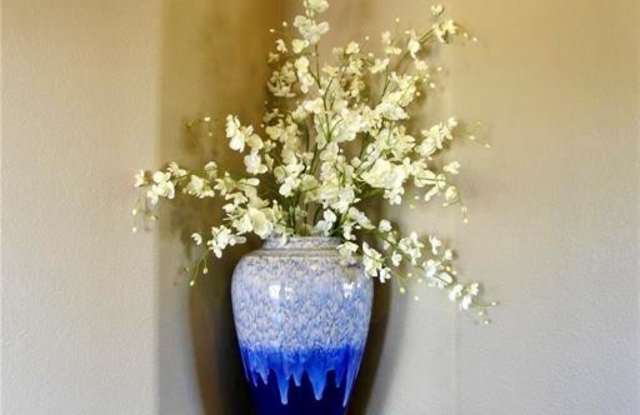 708 Kinghaven Drive Gallery 4