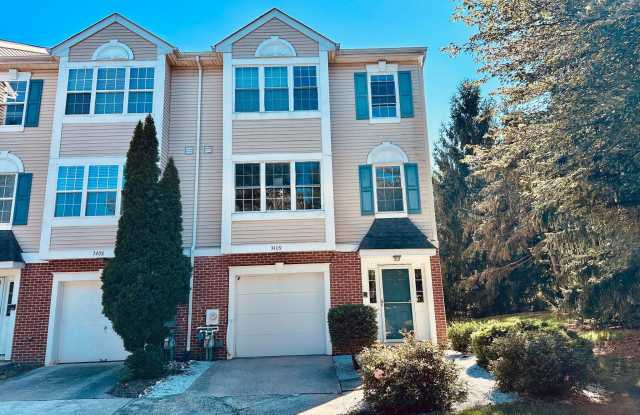 3409 CARRIAGE Court Gallery 1