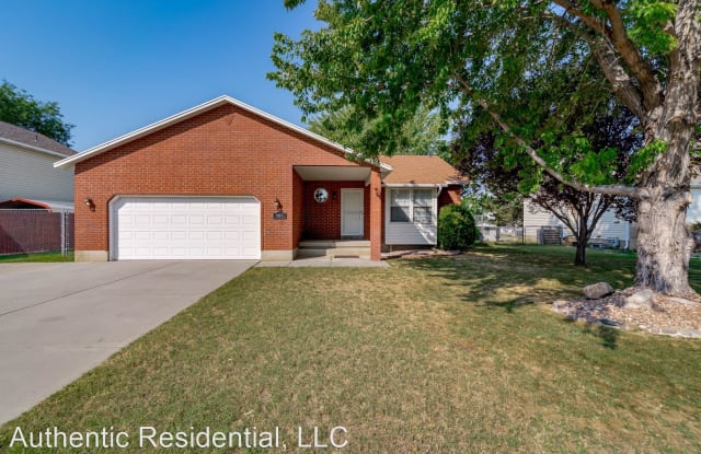 987 N 575 W - 987 North 575 West, Clinton, UT 84015