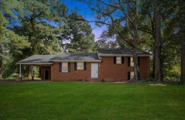 303 Mc Arthur Street - 1 photos photos