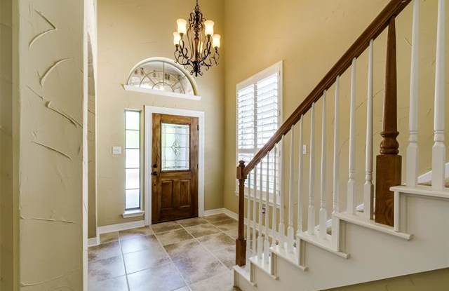1801 Hackett Creek Drive Gallery 4