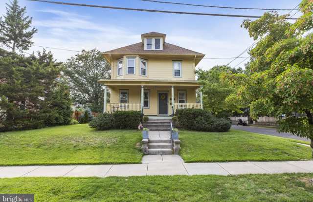 143 WOODLAWN AVENUE Gallery 2