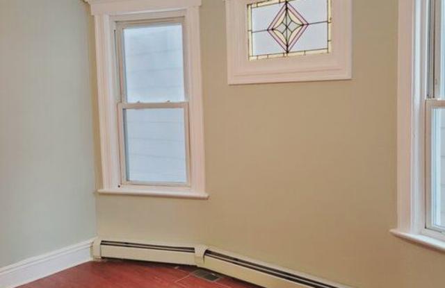 28 North 19th st 1 Gallery 4