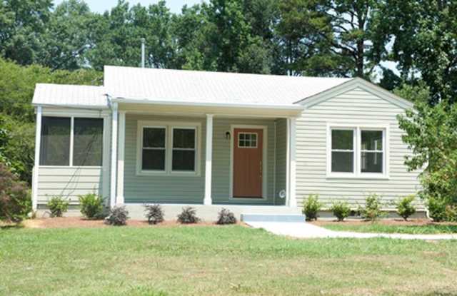 4002 E Johnson Circle - 4002 East Johnson Circle, Chamblee, GA 30341