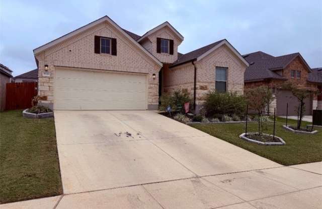 1636 Seekat Drive - 1636 Seekat Drive, Canyon Lake, TX 78132