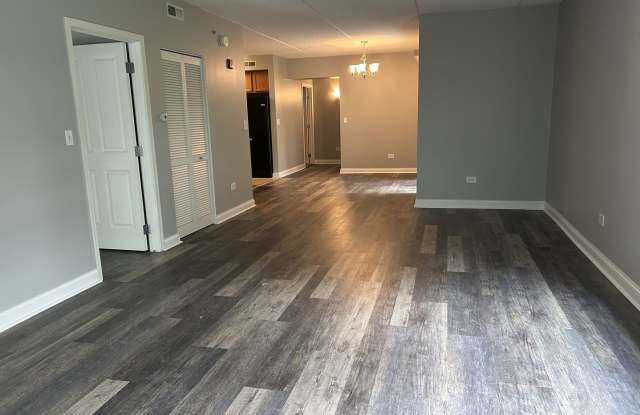3420 N Old Arlington Heights Road Gallery 4