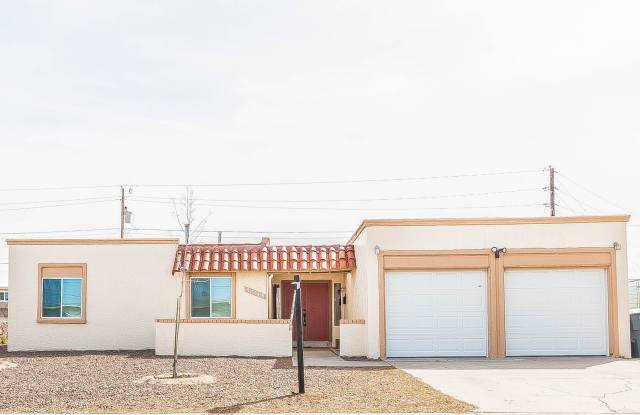 Charming 3 bedroom, 2 bath in East El Paso! photos photos