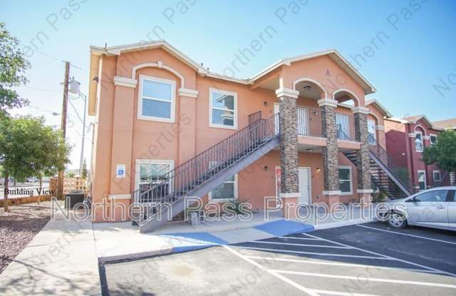 8685 N Loop photos photos