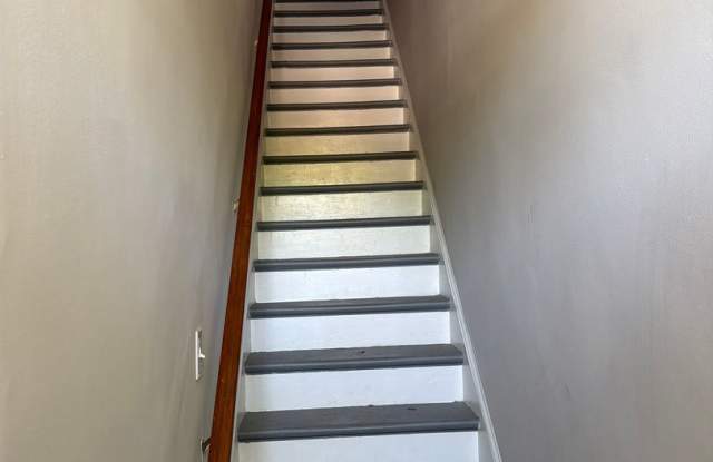 1203 W Main photos photos