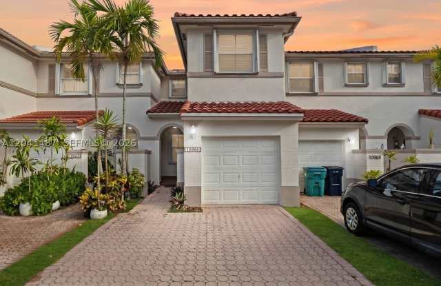 10966 NW 43rd Ter Gallery 2