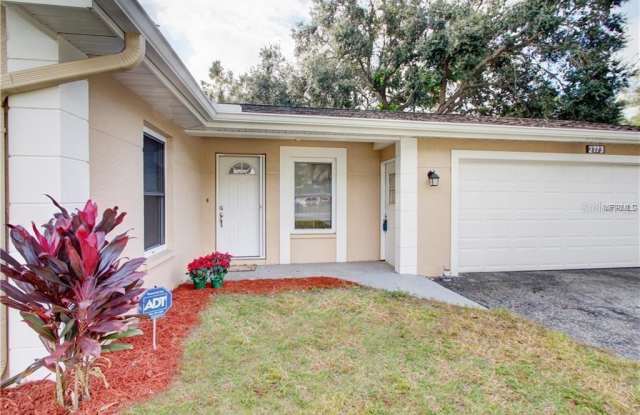2773 TERRACE DRIVE N Gallery 3