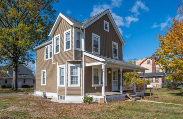 238 Van Ave photos photos