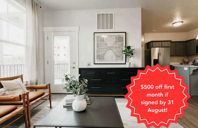 Pet Friendly 3-Bed Condo in Vineyard! photos photos