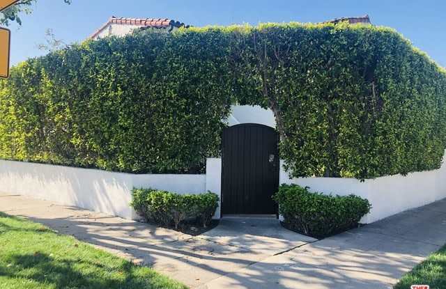 851 N Alfred St - 851 North Alfred Street, Los Angeles, CA 90069