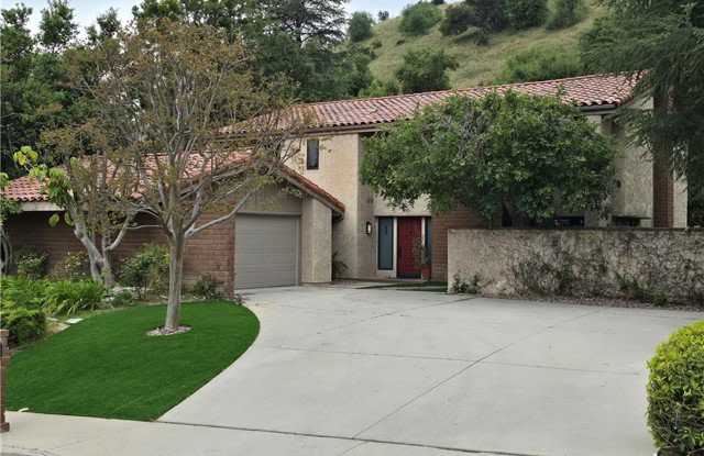 4249 Park Alisal Gallery 3