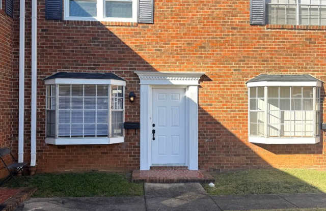 2 Bedroom End Unit with New Flooring, Appliances  Fresh Paint! photos photos