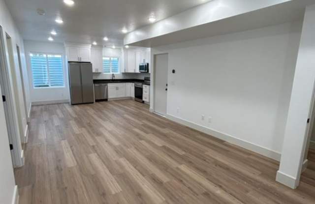 288 East Center Street photos photos