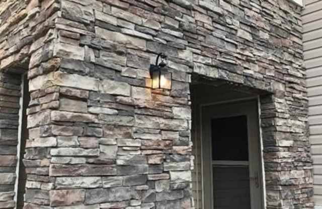 303 Hiawassee Drive Gallery 4